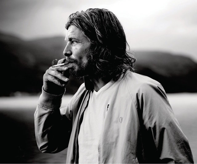 Large knausgaard